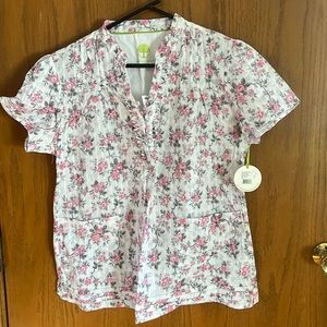 Brand new scrub top, healing, hands, extra large